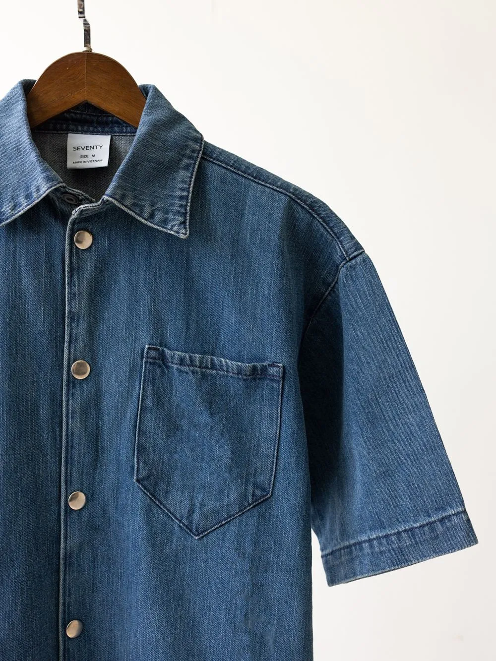 ÁO SƠ MI NAM DENIM TAY NGẮN